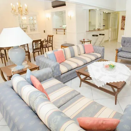 Centrally Located Stylish *