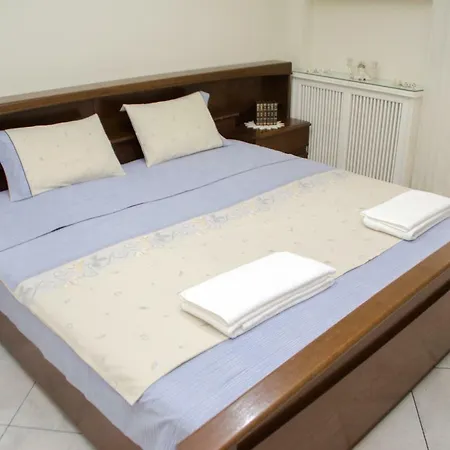 Centrally Located Stylish